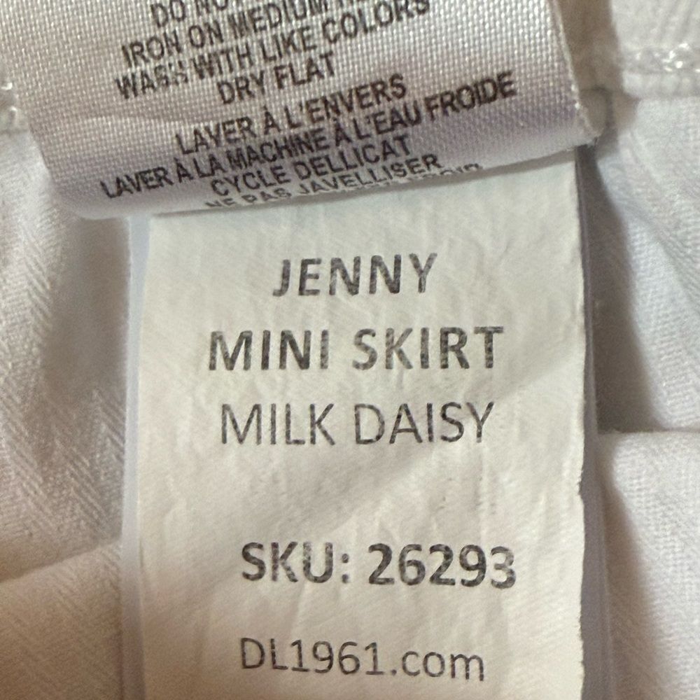 DL 1961 Girls Jenny Milk Daisy Mini Skirt. 5 Pocket Style.
Size 16. - Picture 9 of 10